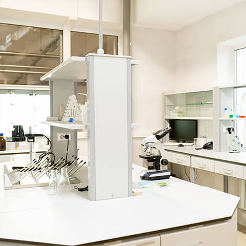 Labor in einer Arztpraxis